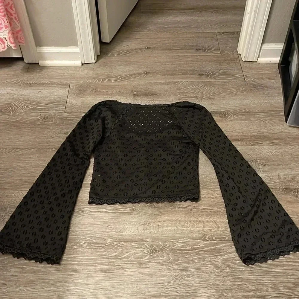 Free People Eyelet Gray Bell Sleeve Crop Top Blouse Lace xs